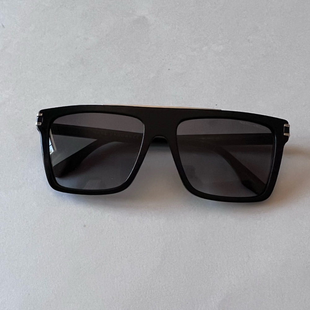 MARC JACOBS MARC 568S BLACK SUNGLASSES NEW WITH CASE